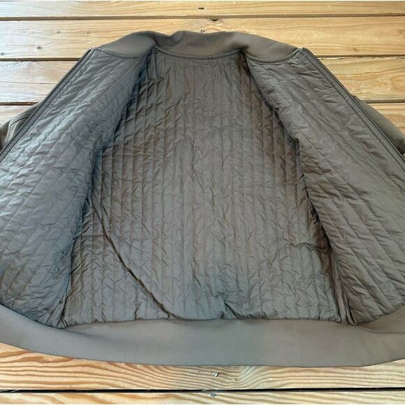 NEW $198 Lululemon Reversible Insulated Bomber Jacket Size 6 Women's Olive - Picture 4 of 11